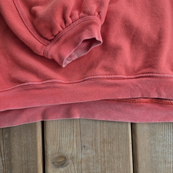 Aerie Pretty Coral Sweatshirt Oversized Medium Heart Distressed - Picture 4 of 6